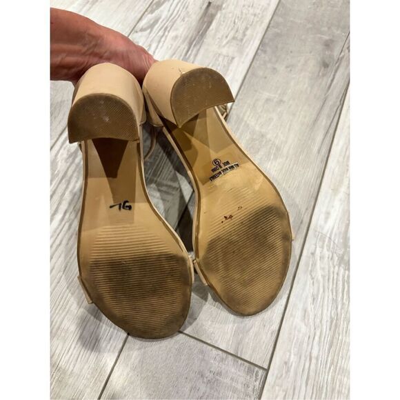Charlotte Russe tan 4 inch heels size 9 - Picture 11 of 12